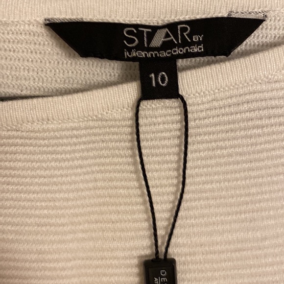 Women’s black and white long sleeve Sweater, M/L - Picture 6 of 7